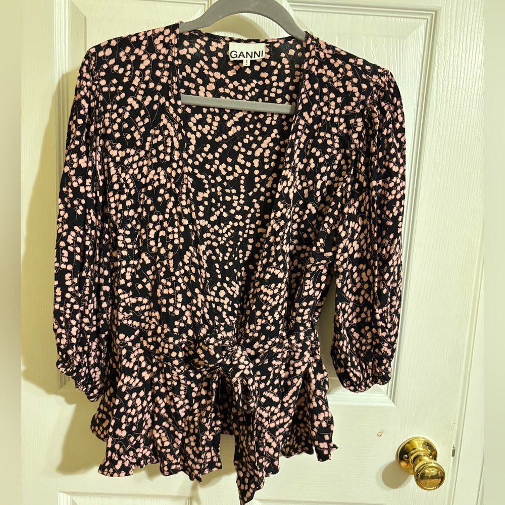 ganni black and pink floral crepe wrap blouse u.s. size 8/eu size 40